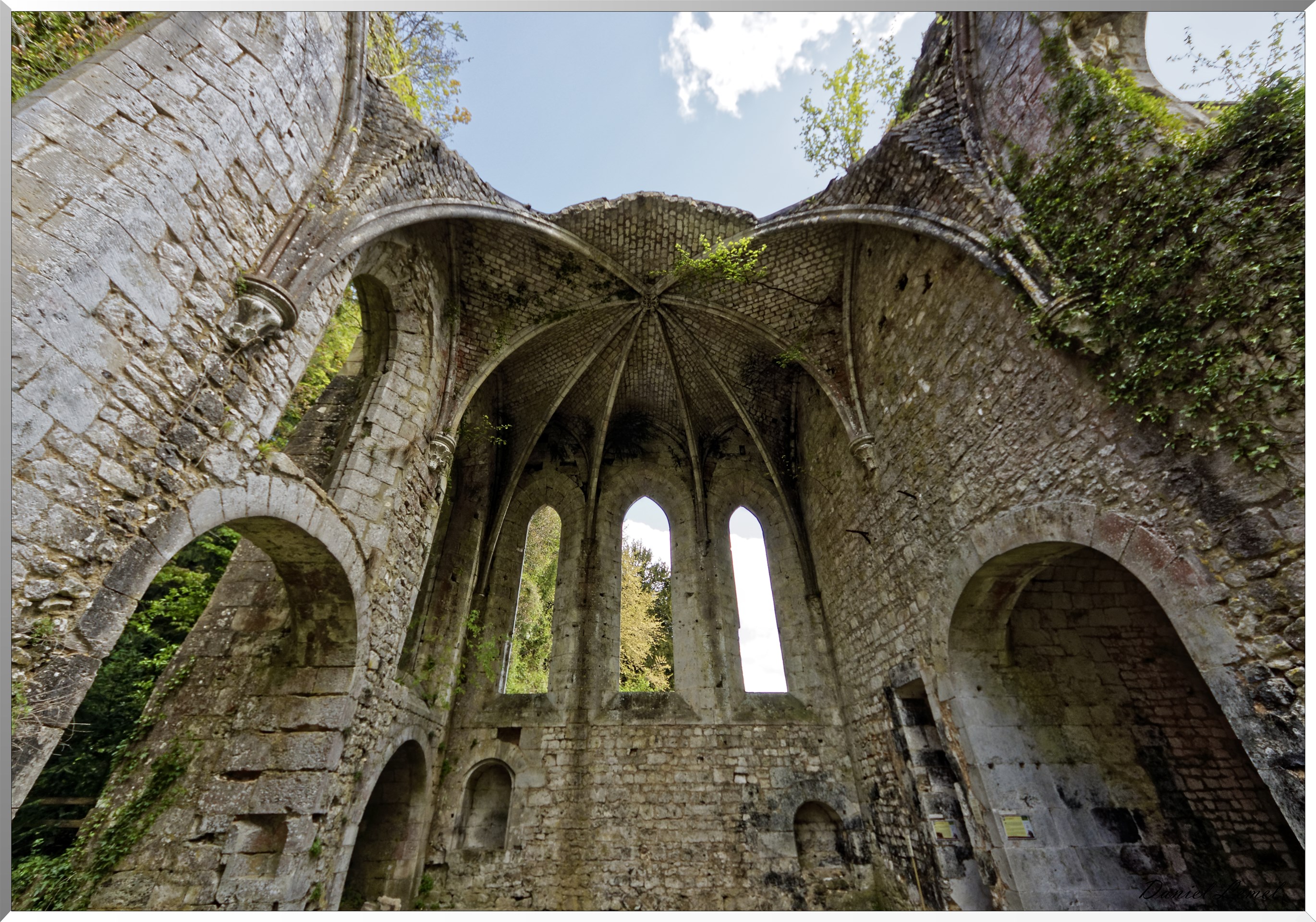 Abbaye de Fontaine Guérard