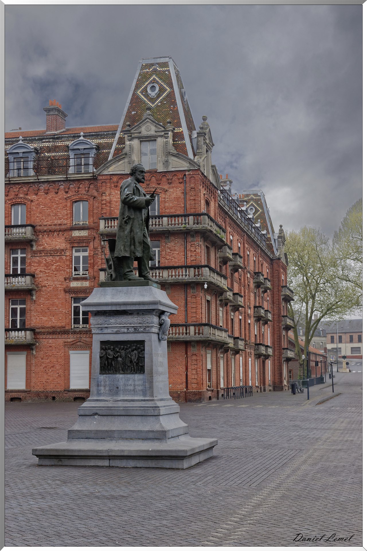 Le familistère et le château de Guise