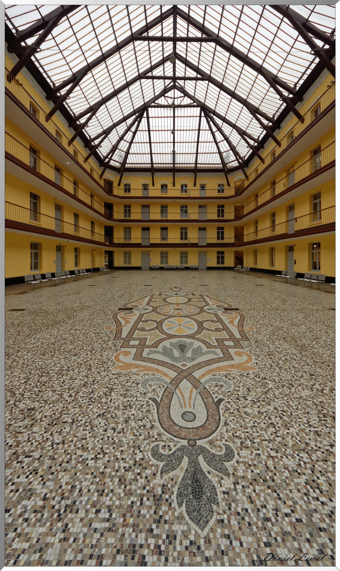 Le familistère et le château de Guise