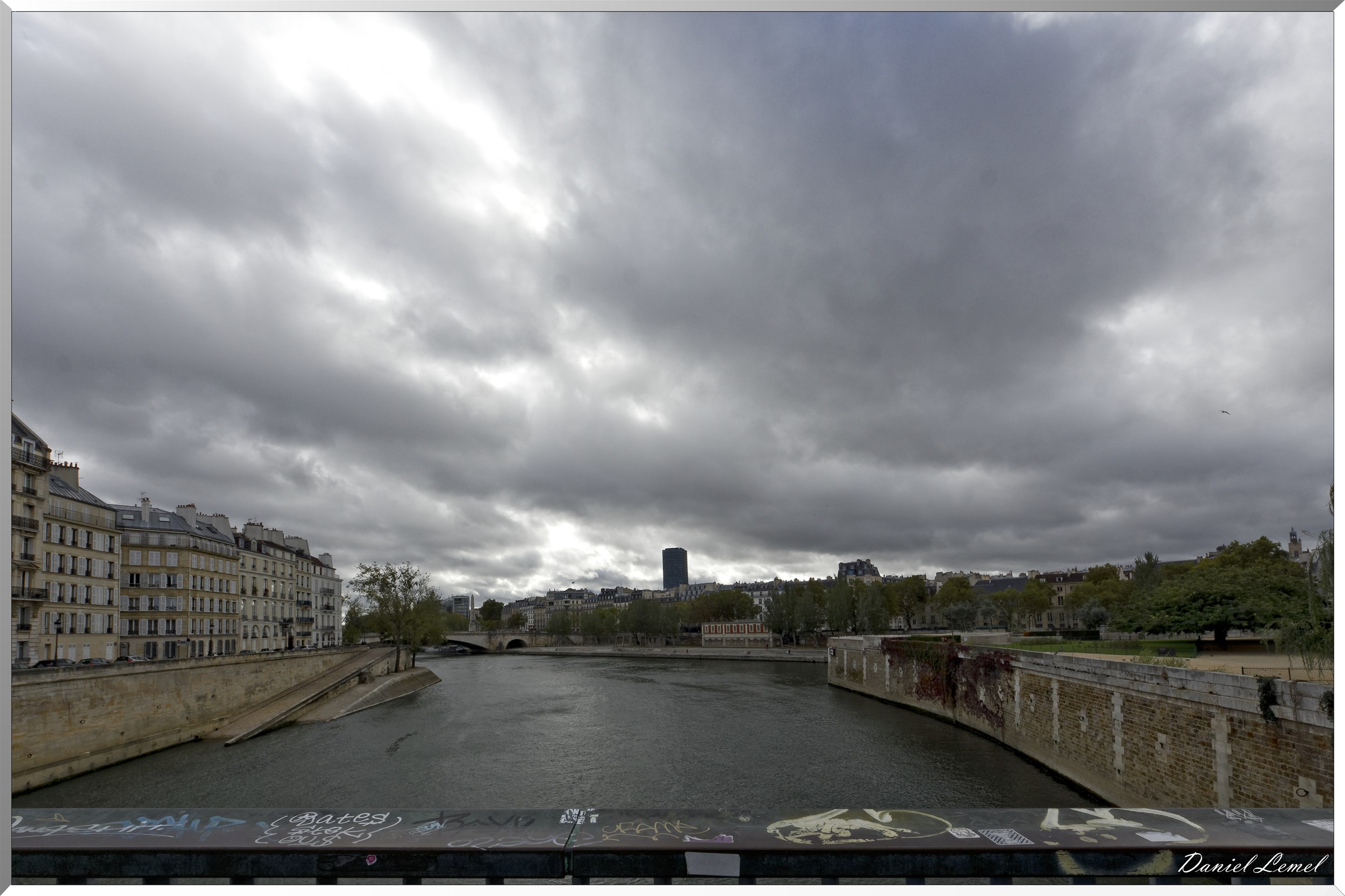 Sur le Pont Saint-Louis
