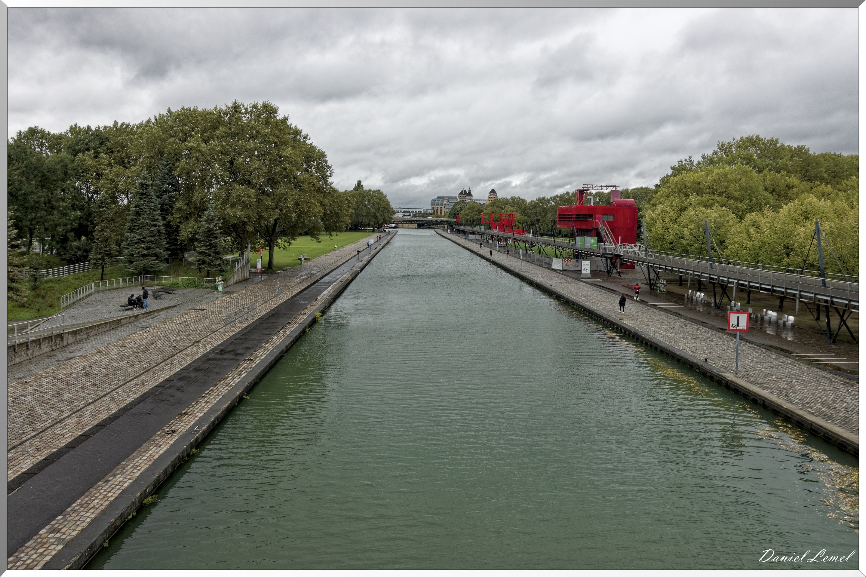 Paris- Le canal St-Denis, le canal St-Martin