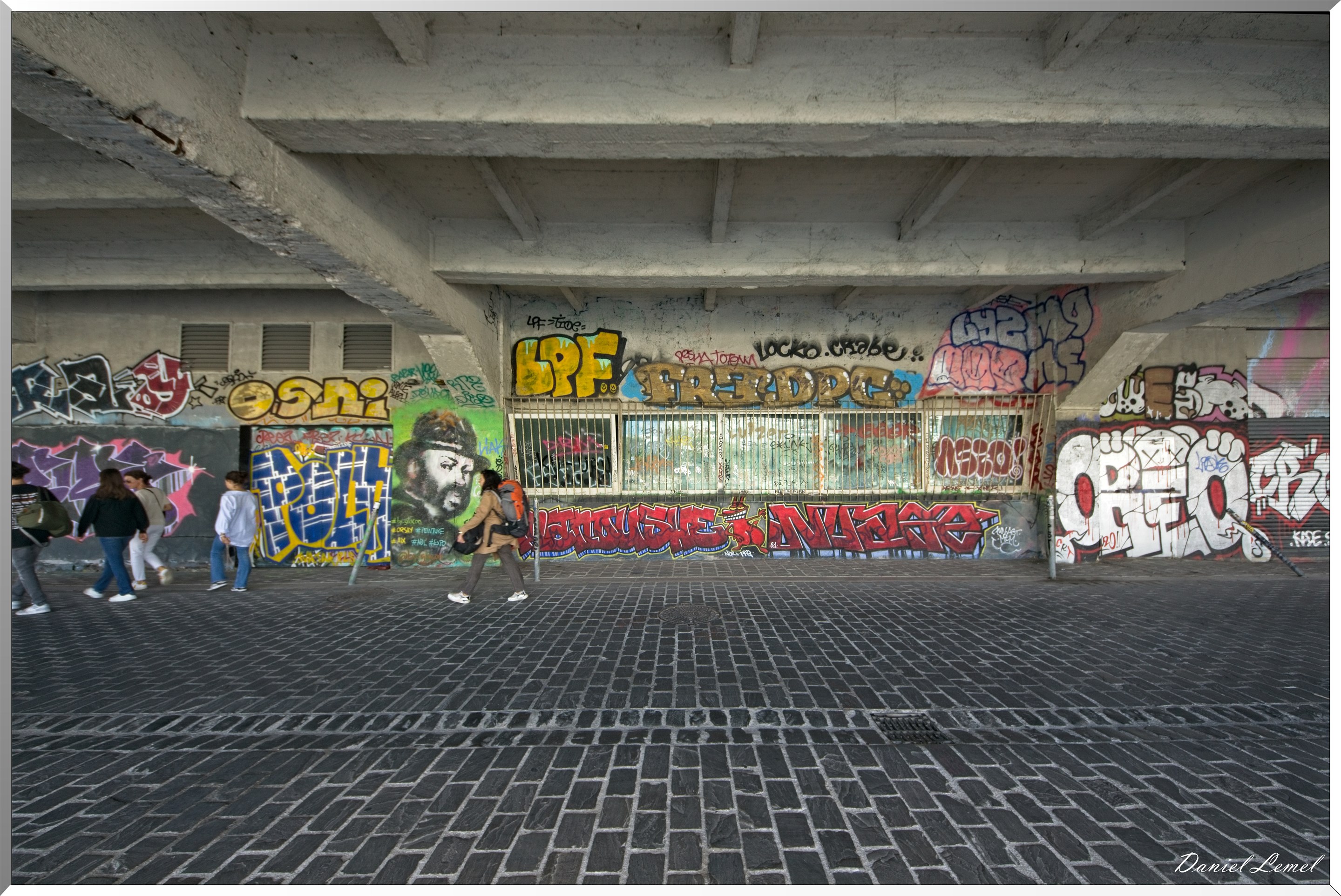 Les Docks, cité de la mode et du design - Grafitis