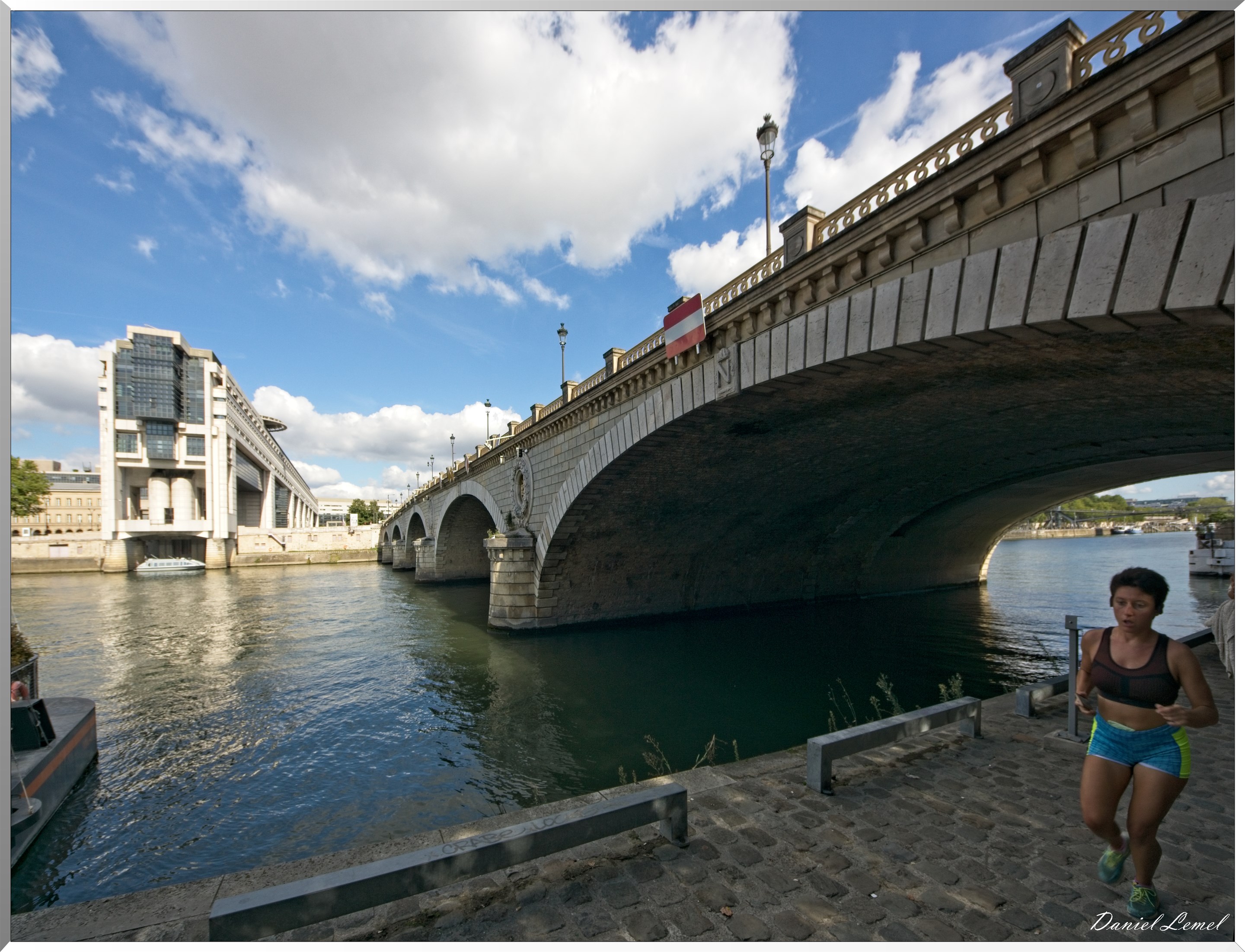 Le pont de Bercy - Ministère des finances