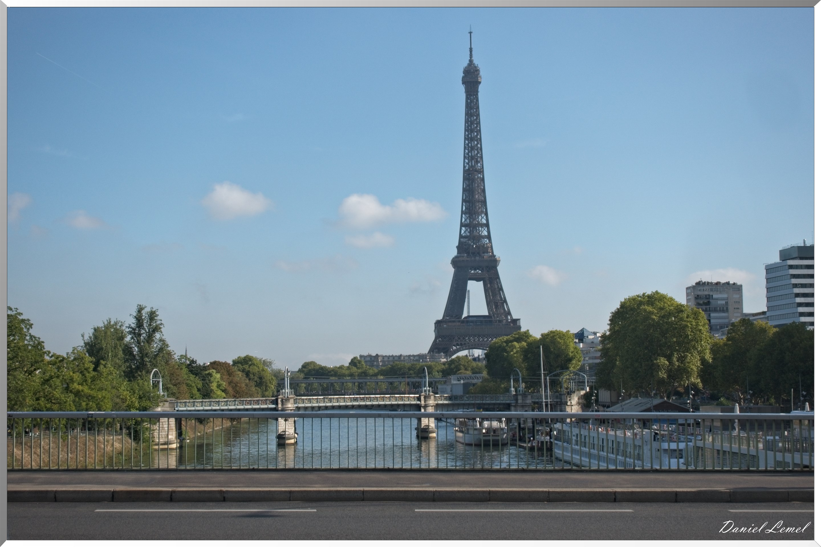 Passerelle de Passy - Vue du Pont de Grenelle