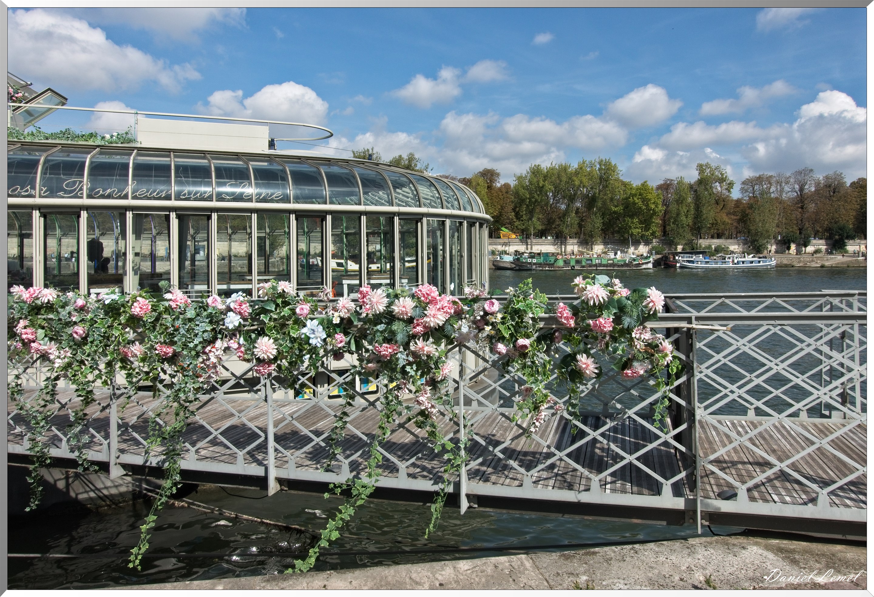 Restaurant bateau - Rosa Bonheur sur Seine