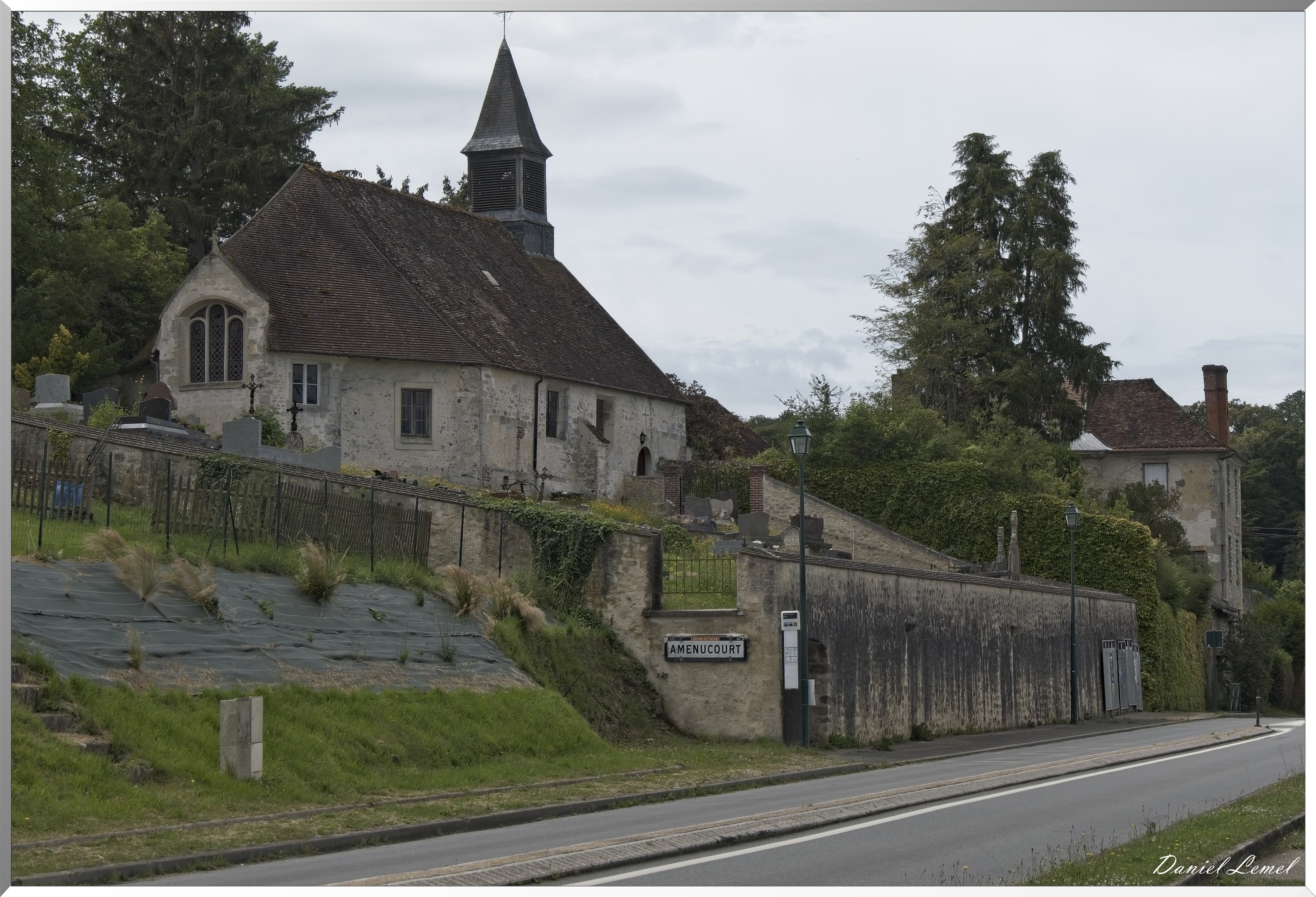 Amenucourt