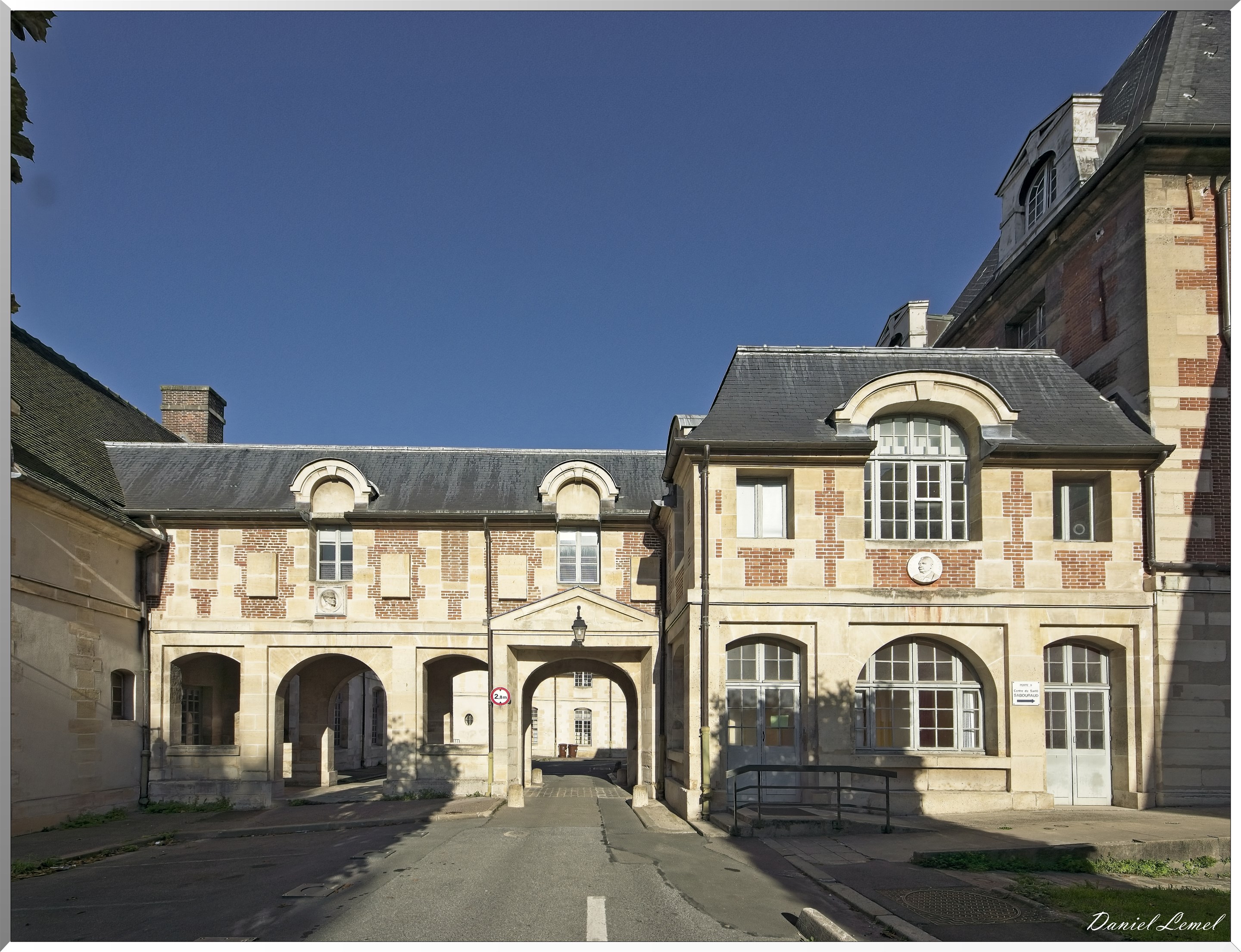 Hôpital  Saint-Louis