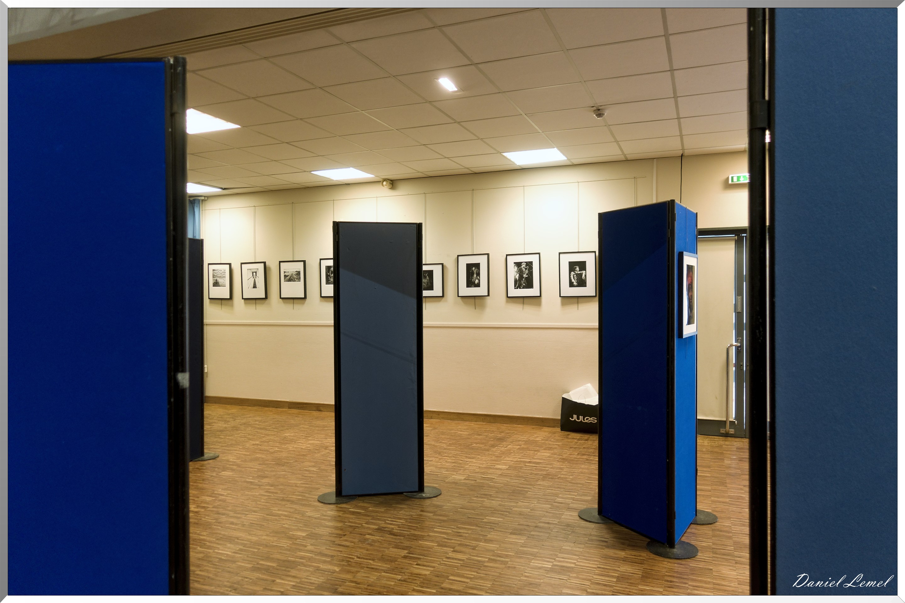 Les photos des juges sont positionnés