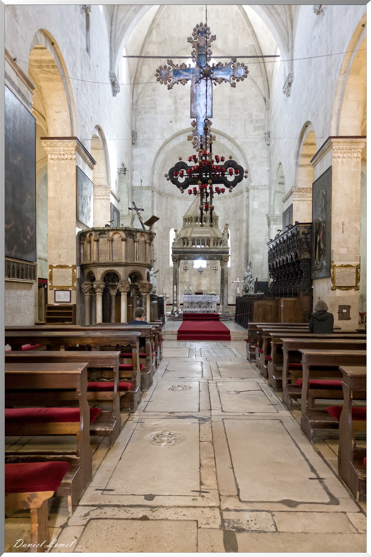 Cathédrale Saint-Laurent - Intérieur