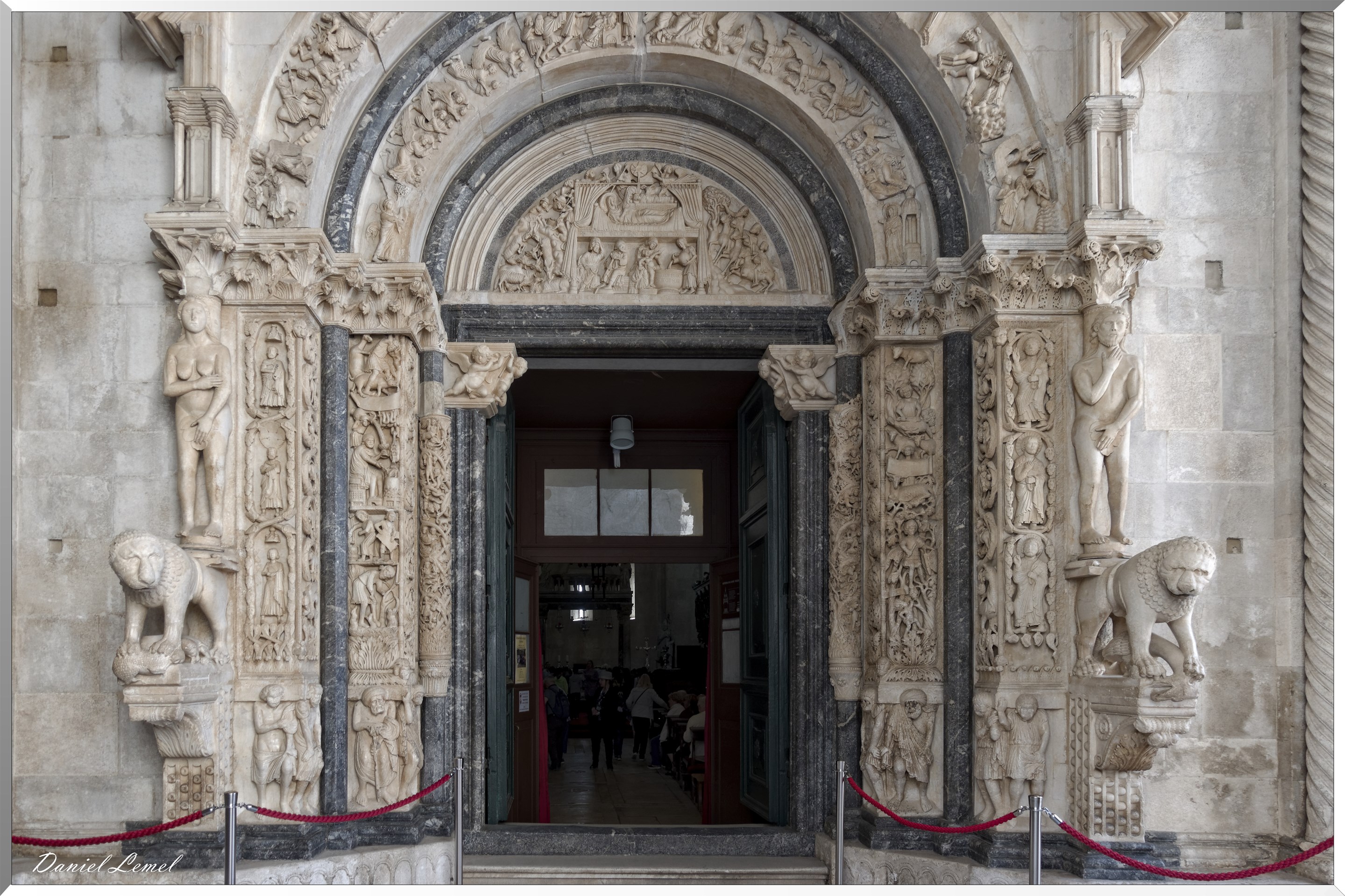 Cathédrale Saint-Laurent - Portail