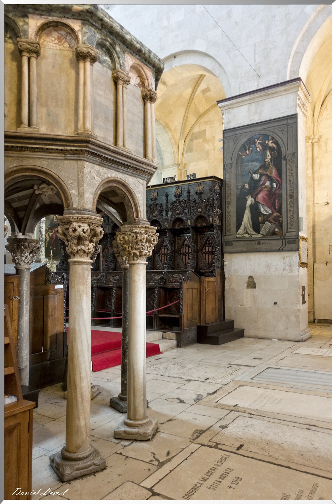 Cathédrale Saint-Laurent - Intérieur