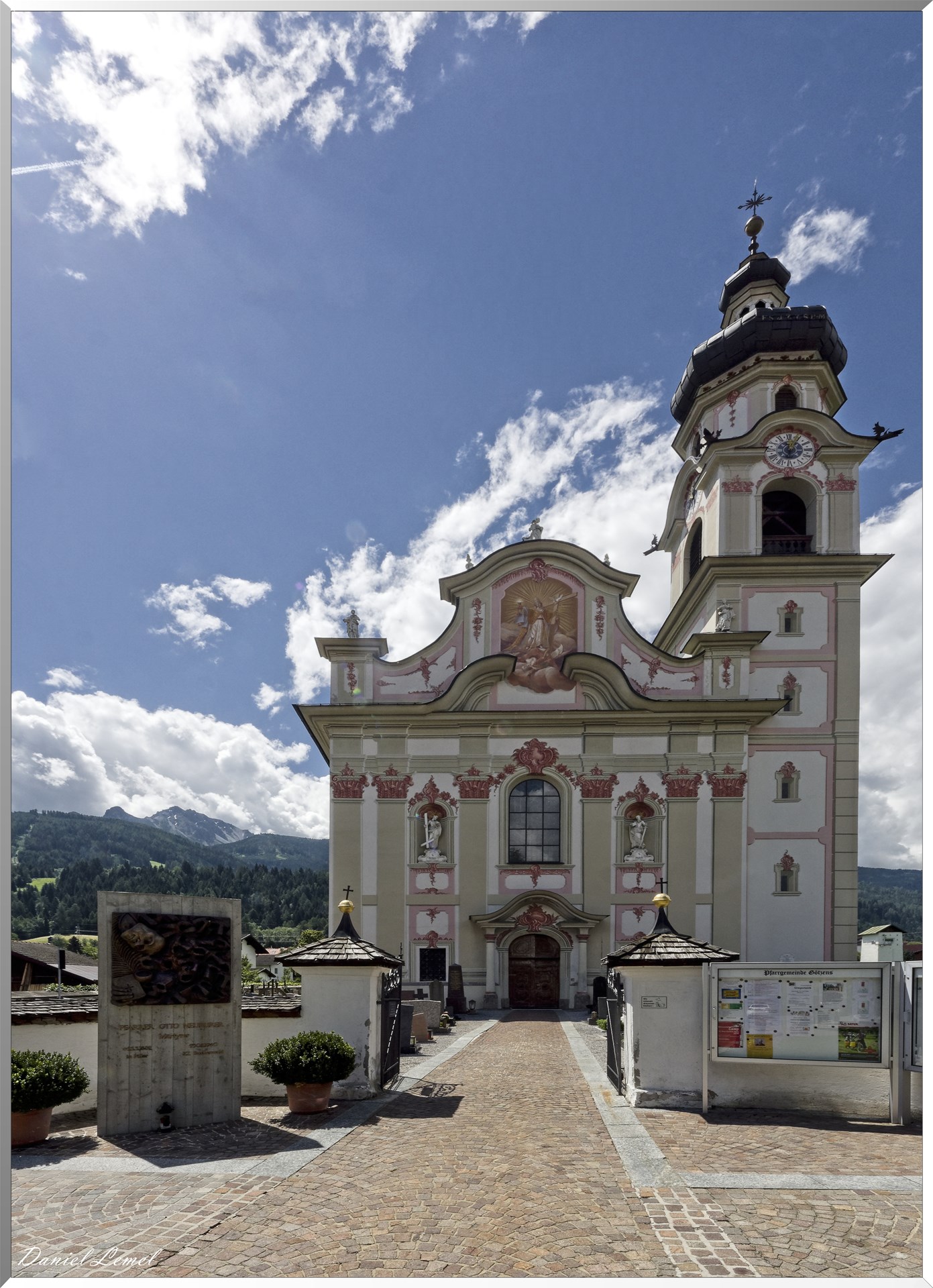 Eglise paroissiale de St-Pierre et de St-Paul