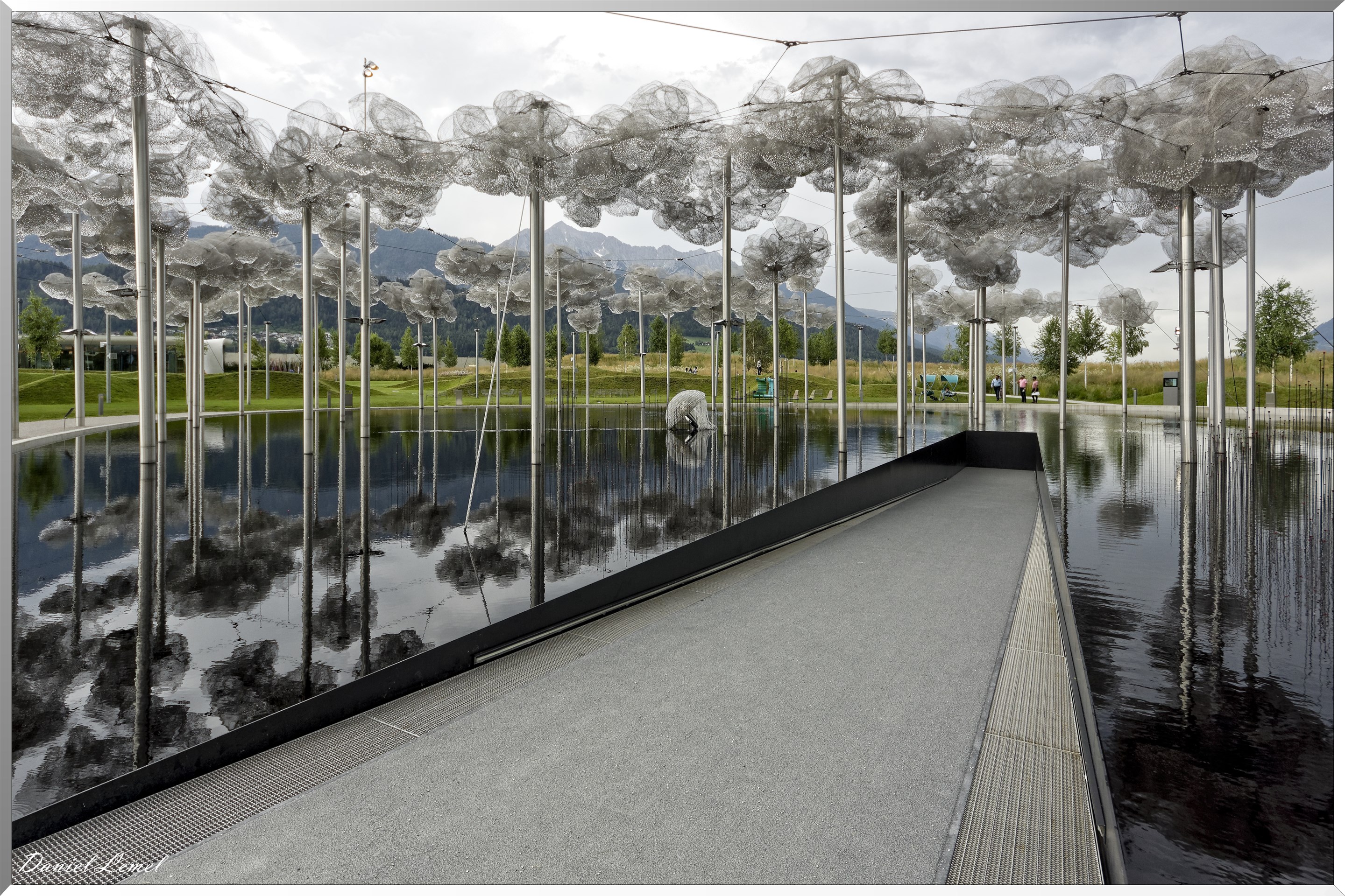 CRYSTAL CLOUD & MIRROR POOL