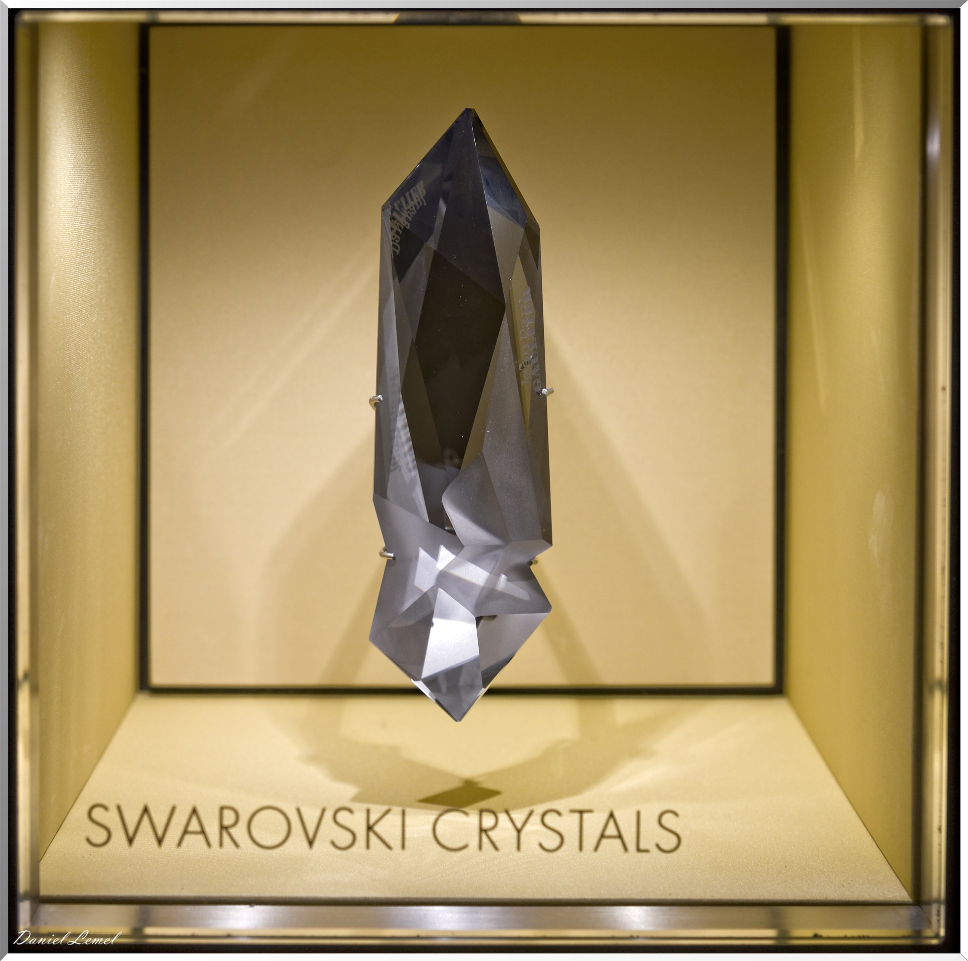SWAROVSKI CRYSTAL