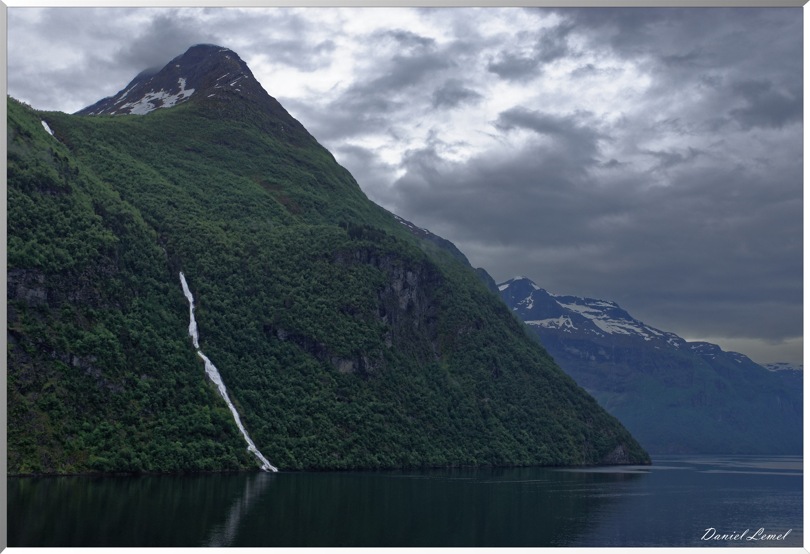 Sunnylvsfjorden