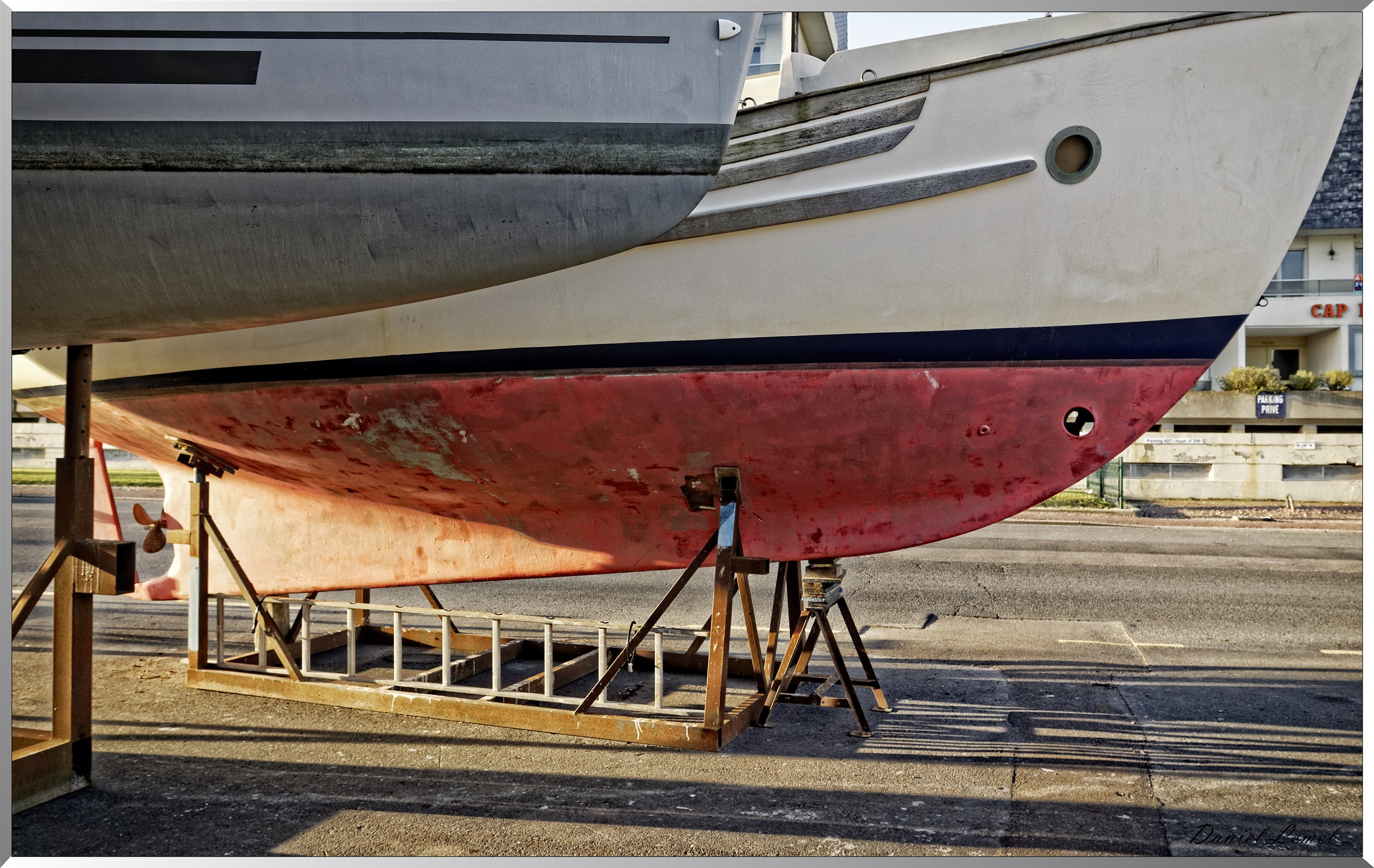 Bâteau en réparation
