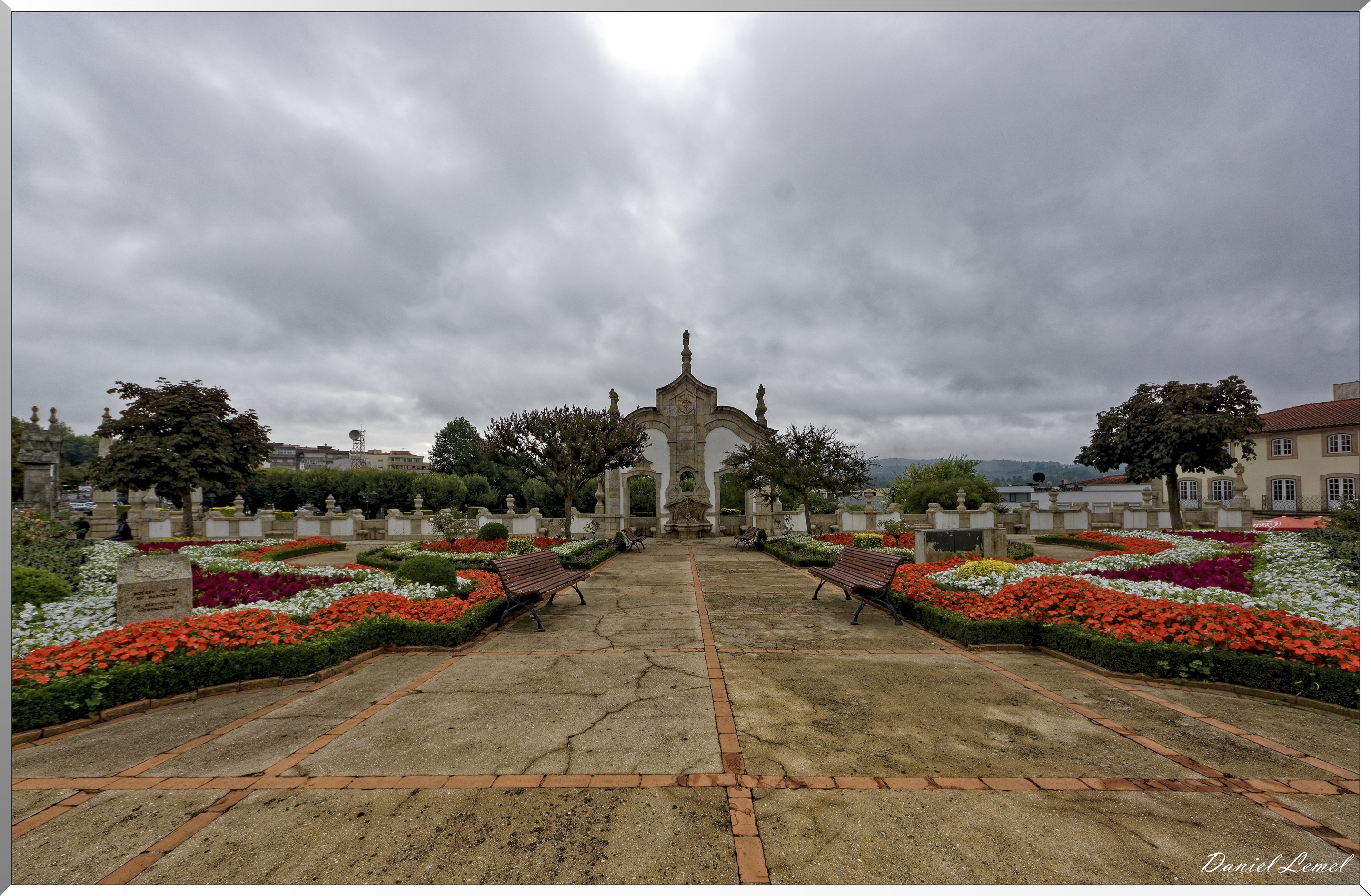  DSC0003 DxOW